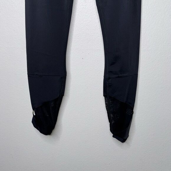 BEYOND YOGA High Waisted Mesh Ring Accent Leggings Size SMALL - Picture 3 of 13